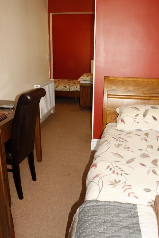 The Strand Lodge Blackpool Room photo
